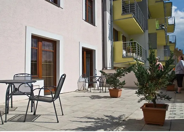 Πανσιόν Hedvika 3*