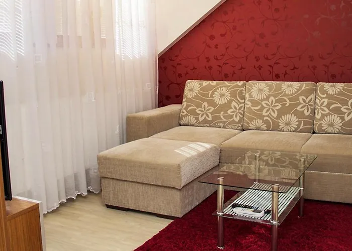 Πανσιόν Hedvika 3*